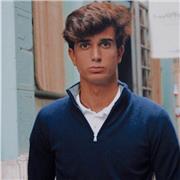 Doy clases de francés para todos los niveles. He estudiado toda mi vida en un colegio francés, y tengo el C1